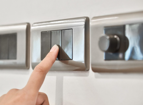 What Should You Do First When You Hear a Loud Electrical Pop?