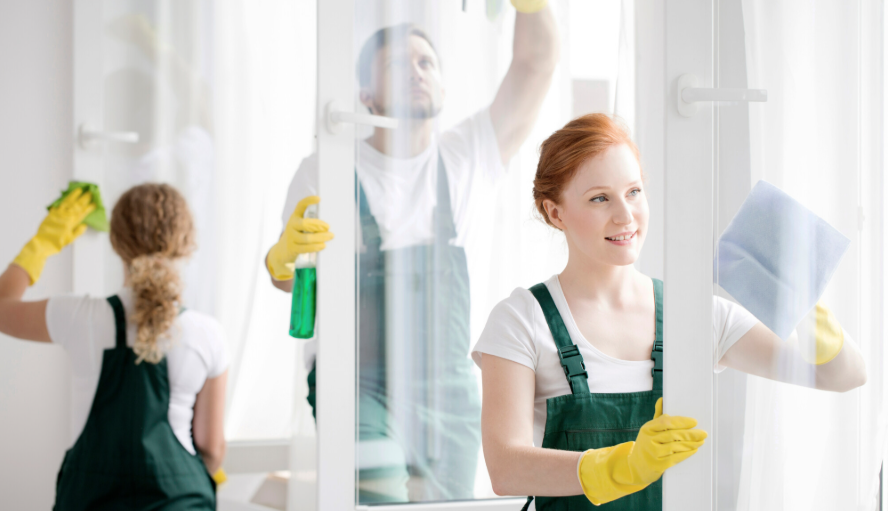 Why Texas Residents Are Switching to Recurring House Cleaning and Pest Control Services